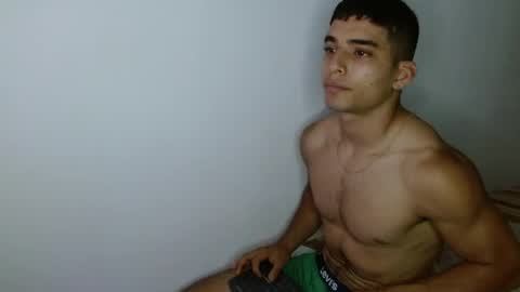 tomaz_18 online show from April 2026 03:17:02 PM
