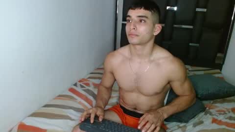 tomaz_18 online show from April 2026 12:03:02 AM