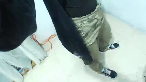 Snapshot of tomboyblue chatting on December 2024 01:04:02 AM Blue online show from December 2024 01:04:02 AM
