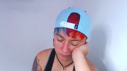 Snapshot of tomboyblue chatting on December 2024 08:10:02 PM Blue online show from December 2024 08:10:02 PM