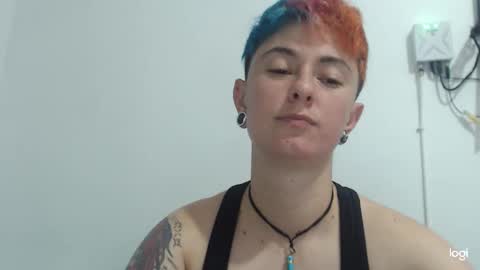 Snapshot of tomboyblue chatting on January 2025 09:03:01 PM Blue online show from January 2025 09:03:01 PM