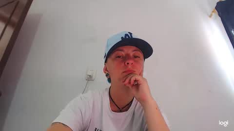 Snapshot of tomboyblue chatting on January 2025 07:34:02 PM Blue online show from January 2025 07:34:02 PM
