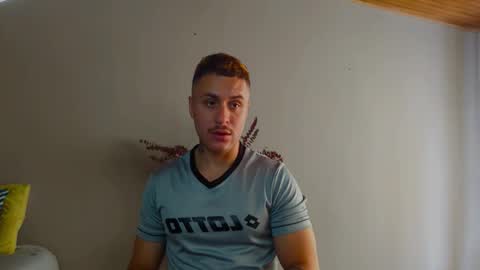 Snapshot of tomdavisxl chatting on October 2025 04:26:01 PM tomDavisXl online show from October 2025 04:26:01 PM