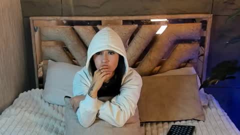 Snapshot of tomie_1 chatting on March 2026 07:58:01 AM Tomie online show from March 2026 07:58:01 AM