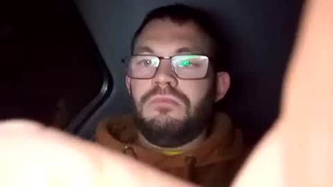 Snapshot of tomlaw1991 chatting on October 2025 10:43:02 PM tomlaw1991 online show from October 2025 10:43:02 PM