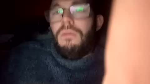 Snapshot of tomlaw1991 chatting on November 2025 06:50:02 PM tomlaw1991 online show from November 2025 06:50:02 PM