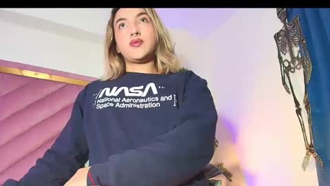   online show from November 2025 02:17:02 PM