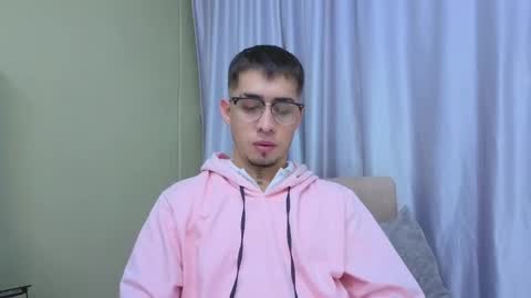 Tomas online show from May 2026 12:22:02 PM