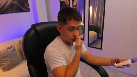 Tomas online show from May 2026 11:59:02 AM