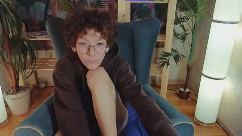 Snapshot of tommiehi chatting on March 2025 11:42:02 AM Tommie online show from March 2025 11:42:02 AM
