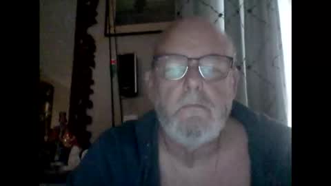 Snapshot of tommierose chatting on October 2025 12:13:02 PM Tommie online show from October 2025 12:13:02 PM