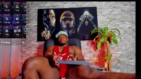 Snapshot of tommike388 chatting on December 2024 02:04:02 AM Tom Mike online show from December 2024 02:04:02 AM