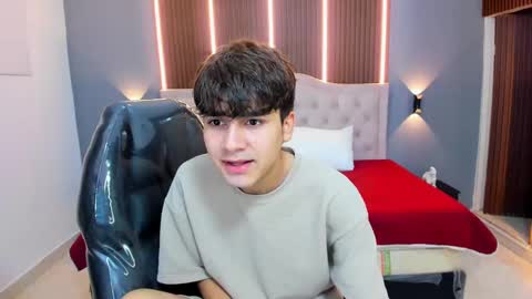 Tommy  online show from September 2025 03:21:02 AM