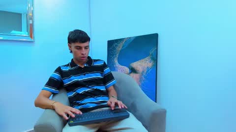 Tommy  Scott online show from November 2025 12:59:02 PM