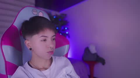 Blue  online show from April 2026 01:28:01 AM