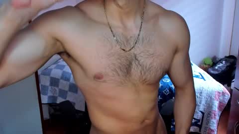 Snapshot of tommy_bred chatting on October 2025 05:12:02 PM Twitter BreddTommy IG tommy bredd online show from October 2025 05:12:02 PM