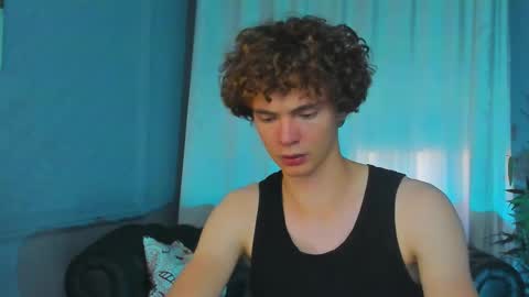 Snapshot of tommy_jamm chatting on September 2025 10:15:01 AM Tommy online show from September 2025 10:15:01 AM