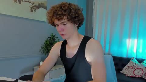 Tommy online show from October 2025 09:48:02 AM