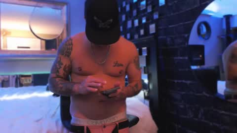 Tommy online show from November 2025 05:58:02 PM