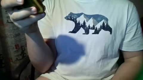 Snapshot of tommy_li_2 chatting on December 2024 09:28:01 PM Tommi Li online show from December 2024 09:28:01 PM