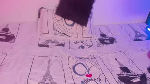 Snapshot of tommy_steelee chatting on November 2025 11:15:01 PM Tommy online show from November 2025 11:15:01 PM