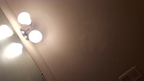 Snapshot of tommypressure chatting on October 2025 11:41:02 AM tommypressure online show from October 2025 11:41:02 AM