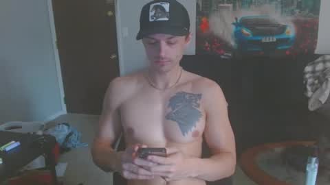 Snapshot of tommystrokes_ chatting on February 2025 06:02:02 PM Tommy Strokes online show from February 2025 06:02:02 PM