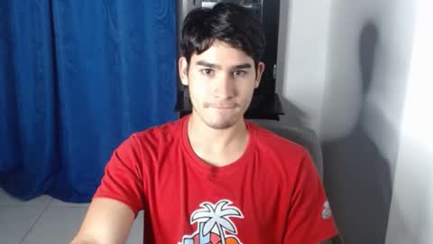 Snapshot of tomycute chatting on December 2024 11:18:01 AM tomycute online show from December 2024 11:18:01 AM