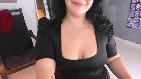 lady blue online show from January 2025 11:31:01 PM