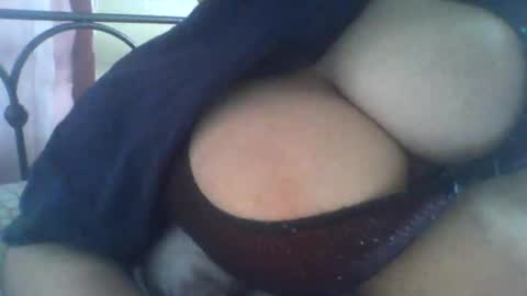 Snapshot of tonimoran chatting on January 2025 12:52:02 PM tonimoran online show from January 2025 12:52:02 PM