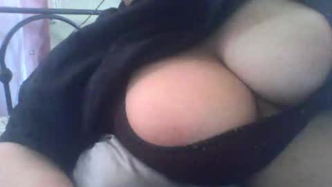 Snapshot of tonimoran chatting on January 2025 06:23:01 PM tonimoran online show from January 2025 06:23:01 PM