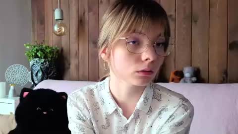 Melissa online show from June 2026 03:22:01 PM