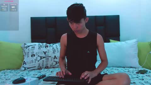 Snapshot of tonny_twink_ chatting on January 2025 04:58:01 AM Tonny online show from January 2025 04:58:01 AM