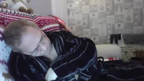 tony14712 online show from December 2024 02:13:02 AM