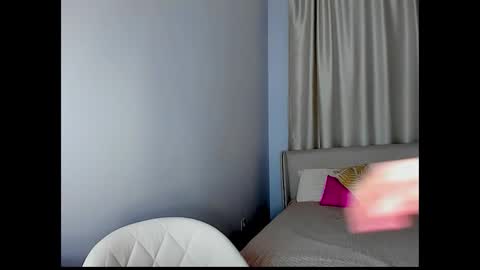 Snapshot of tony_and_alice chatting on December 2025 07:51:02 PM Tony and Alice online show from December 2025 07:51:02 PM