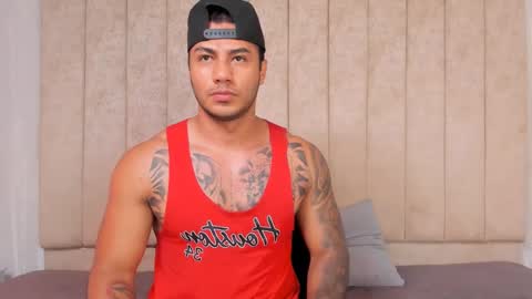 Snapshot of tony_jason chatting on January 2025 06:54:01 AM tony jason online show from January 2025 06:54:01 AM