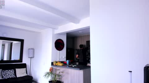 tony muscle1 online show from December 2024 07:45:01 PM