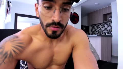 tony muscle1 online show from February 2025 09:56:01 PM