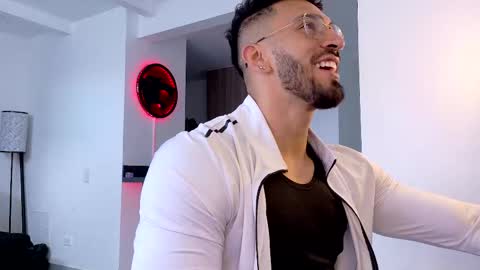 tony muscle1 online show from October 2025 07:59:01 PM