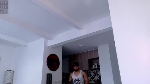 tony muscle1 online show from November 2025 09:30:02 PM