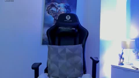 tony_petrov online show from February 2026 07:51:01 AM