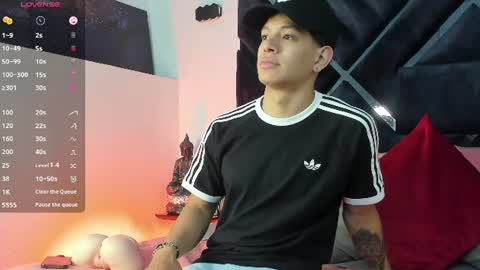 tony_petrov online show from June 2026 06:33:02 AM