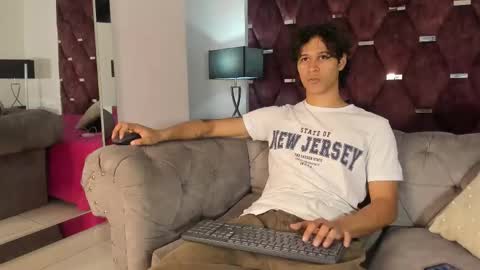 Tony Benedetti online show from January 2026 08:01:02 PM