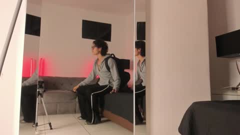 Tony Benedetti online show from February 2026 02:53:01 AM