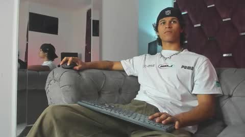 Snapshot of tonybenedetti chatting on February 2026 08:40:02 PM Tony Benedetti online show from February 2026 08:40:02 PM