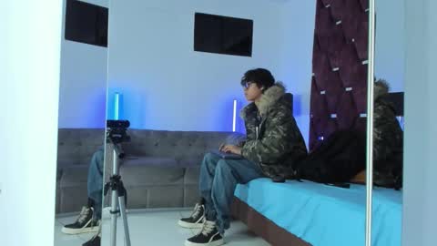 Snapshot of tonybenedetti chatting on March 2026 02:04:02 AM Tony Benedetti online show from March 2026 02:04:02 AM