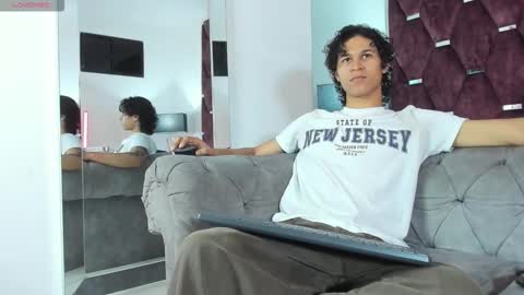 Snapshot of tonybenedetti chatting on March 2026 08:26:02 PM Tony Benedetti online show from March 2026 08:26:02 PM