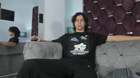 Snapshot of tonybenedetti chatting on March 2026 08:25:02 PM Tony Benedetti online show from March 2026 08:25:02 PM