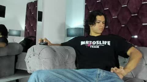 Snapshot of tonybenedetti chatting on April 2026 07:49:01 PM Tony Benedetti online show from April 2026 07:49:01 PM