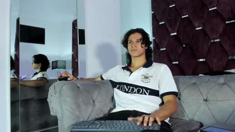 Snapshot of tonybenedetti chatting on April 2026 08:22:02 PM Tony Benedetti online show from April 2026 08:22:02 PM